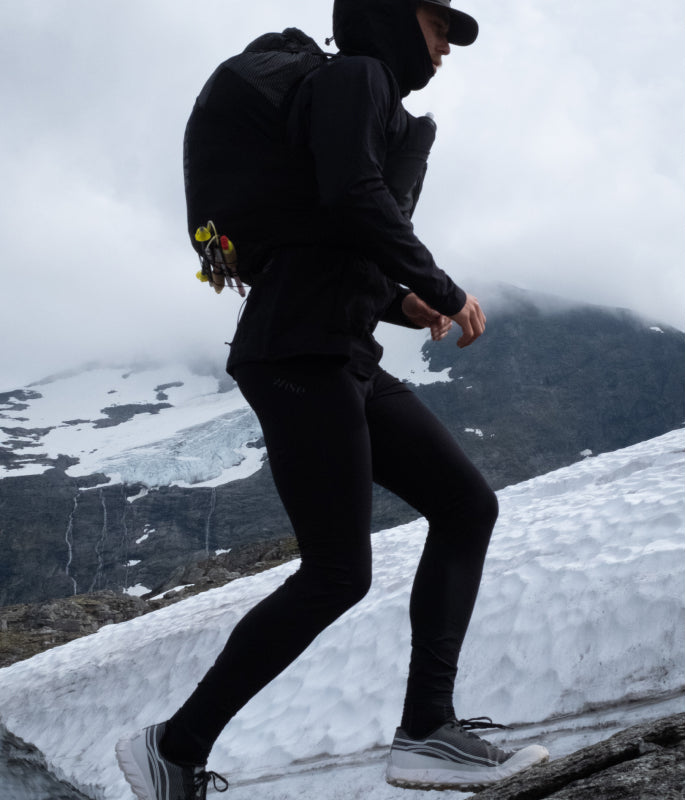 coureur de trail avec un sac itinérance WISE